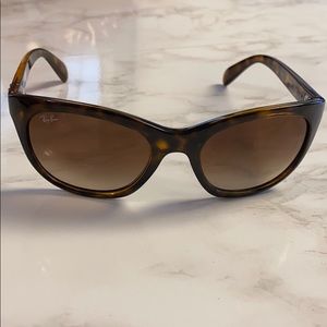 🌟Ray-Ban polarized sunglasses